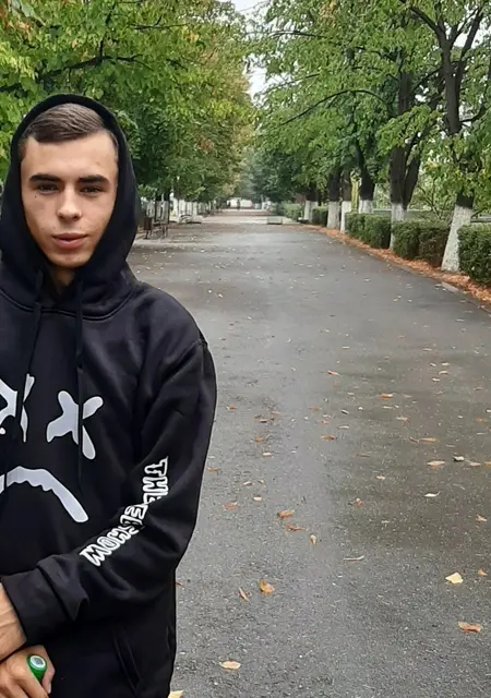 Дима из Нальчика, ищу на сайте постоянные отношения