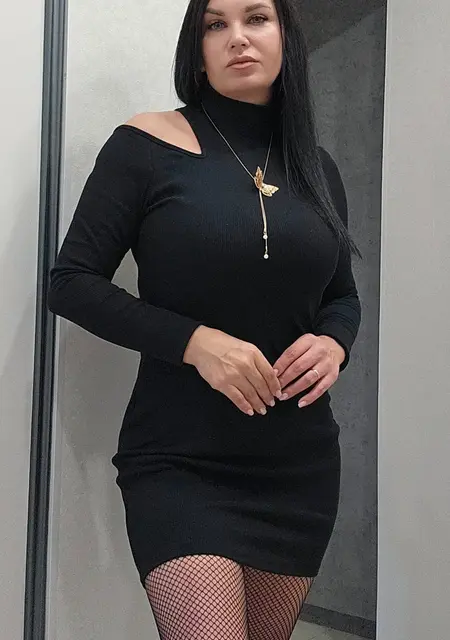 Я Элеонора, 37, знакомлюсь для приятного времяпровождения в Владивостоке