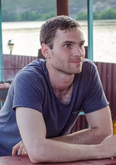 Евген из Кургана, ищу на сайте знакомства на одну ночь