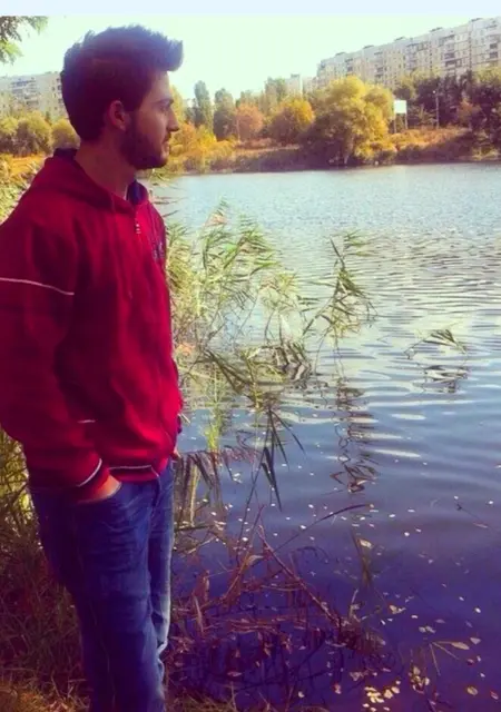 Амир из Рязани, мне 29, познакомлюсь для дружбы