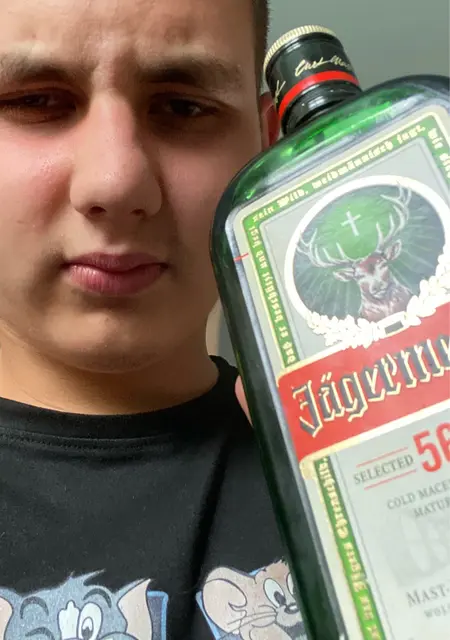 Егор из Самары, мне 21, познакомлюсь для общения