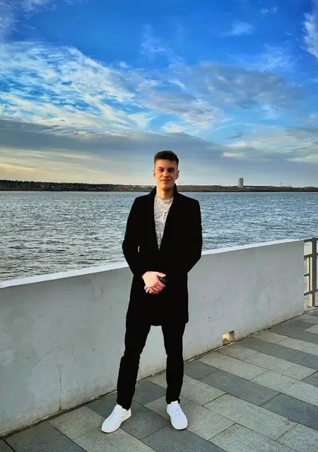 Елисей из Читы, мне 23, познакомлюсь на одну ночь