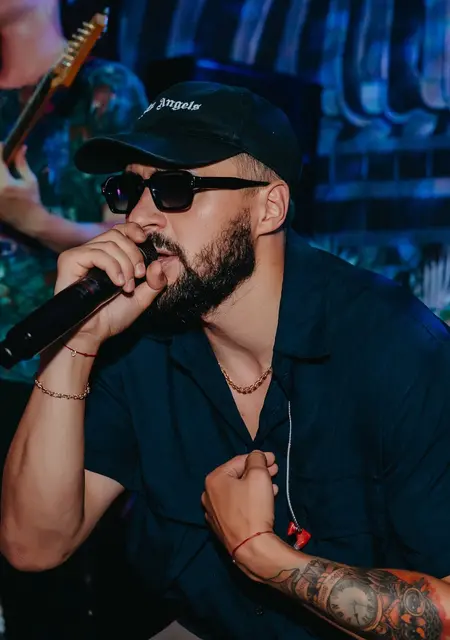 Александр из Кирова, мне 31, познакомлюсь на одну ночь