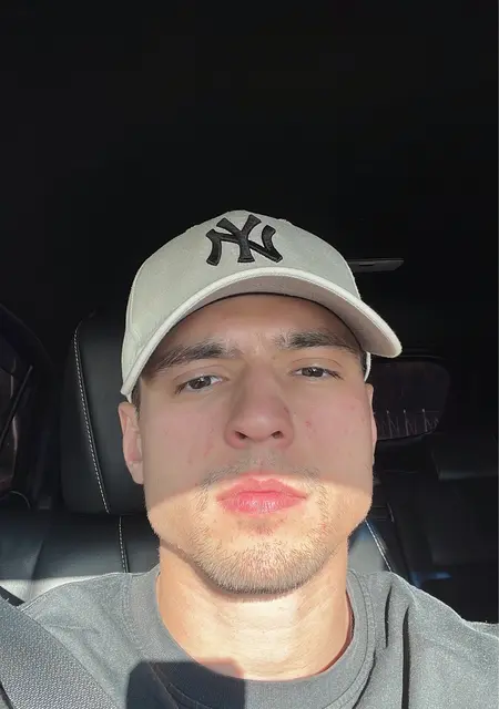 Илья из Шерегеш, ищу на сайте знакомства на одну ночь