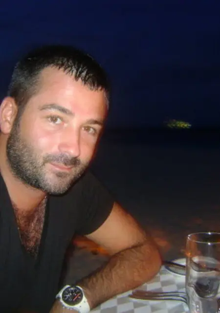 Роман из Ижевска, мне 45, познакомлюсь без обязательств