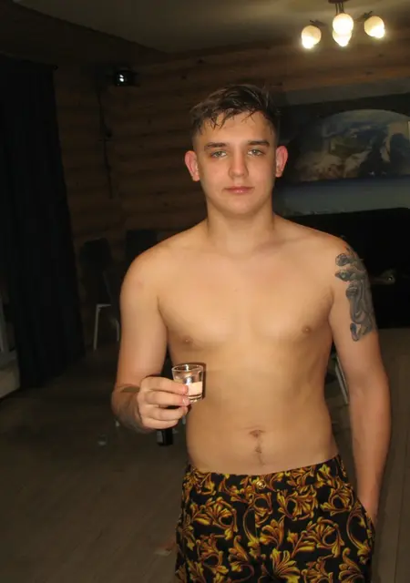 Я Богдан, 20, знакомлюсь без обязательств в Саранске