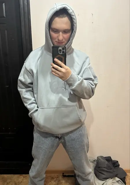 Я Савелий, 20, знакомлюсь на одну ночь в Набережных Челнах