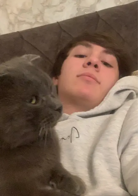 Alihan из Хасавюрта, мне 19, познакомлюсь без обязательств