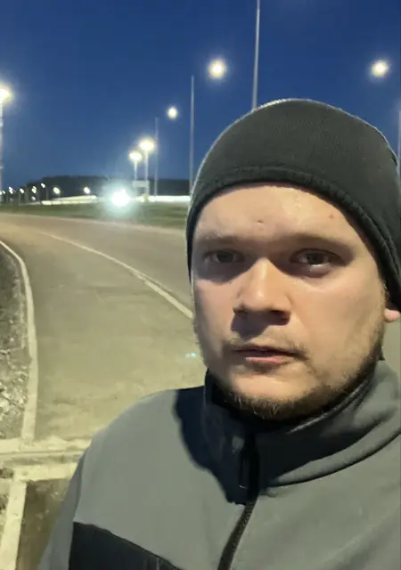 Я Павел, 30, из Москвы, ищу знакомства без обязательств