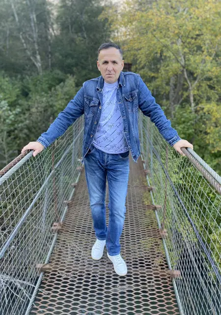 Я Сергей, 54, знакомлюсь на одну ночь в Сургуте