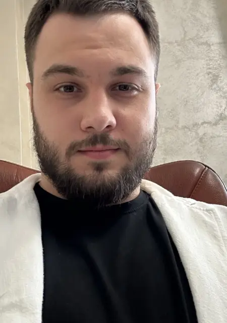 Igor из Воронежа, мне 32, познакомлюсь для общения