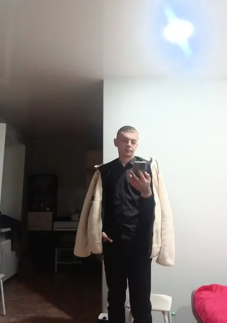 Я Виктор, 27, знакомлюсь без обязательств в Биробиджане