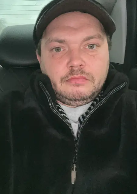 Я Николай, 37, знакомлюсь для открытые отношения в Екатеринбурге