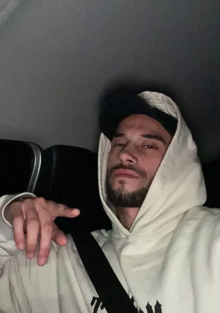 Никита из Павловского Посада, мне 29, познакомлюсь для приятного времяпровождения