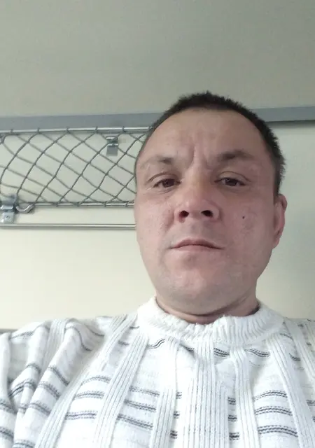 Александр из Мурманска, ищу на сайте знакомства без обязательств