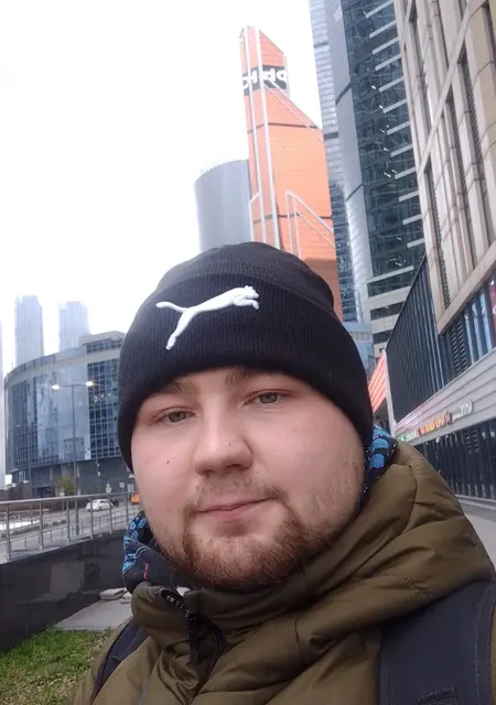 Я Александр, 21, из Барнаула, ищу знакомство для постоянных отношений