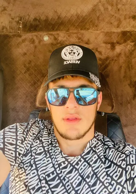 Я Али, 22, знакомлюсь для приятного времяпровождения в Севастополе