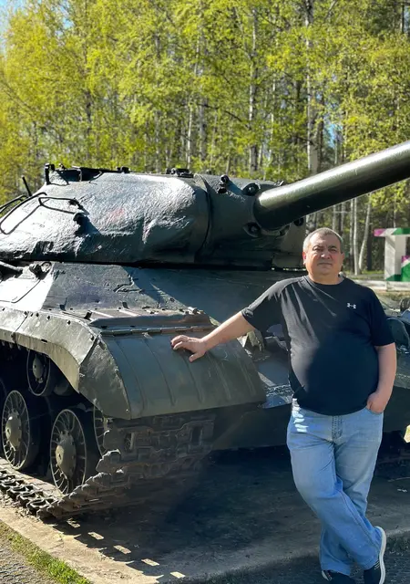 Я Ммм, 43, знакомлюсь на одну ночь в Перми