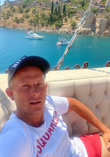 Я Евгений, 40, из Калининграда, ищу знакомство для постоянных отношений