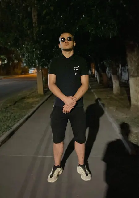 Александр из Ростова-на-Дону, мне 20, познакомлюсь для вирта