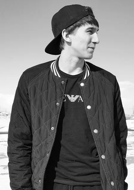 Rashid из Якутска, мне 28, познакомлюсь для открытые отношения