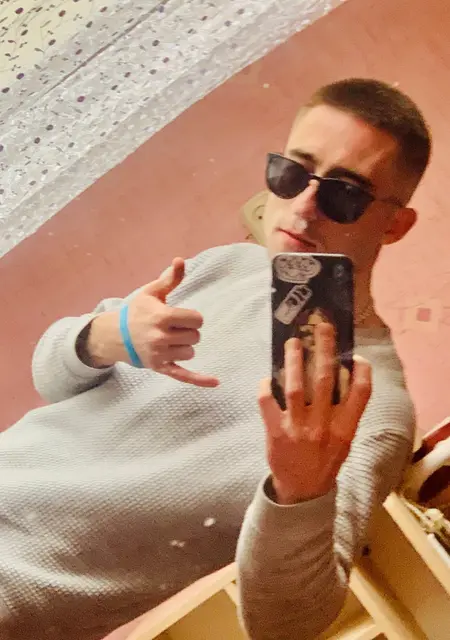 Игорь из Невинномысска, ищу на сайте знакомства на одну ночь