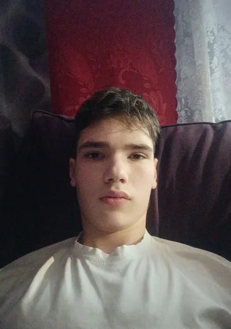 Александр из Липецка, ищу на сайте знакомства без обязательств