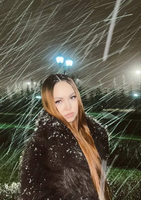 Карина из Уфы, мне 27, познакомлюсь для общения