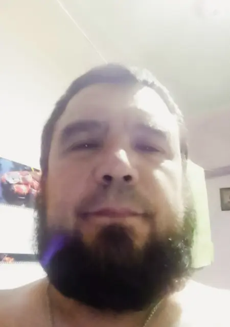 Alexander из Зернограда, мне 45, познакомлюсь на одну ночь