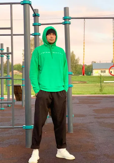 Я Шахриёр, 23, знакомлюсь без обязательств в Медыни