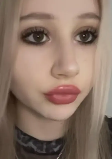 Я Катя, 21, из Махачкалы, ищу знакомство для общения