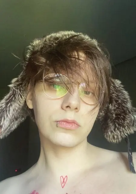Я Эдик, 26, из Калининграда, ищу знакомство для постоянных отношений