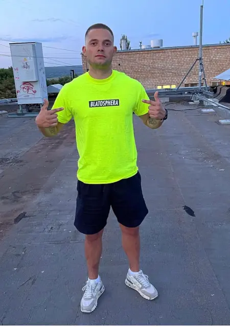 Я Никита, 26, из Пущина, ищу знакомство для открытые отношения