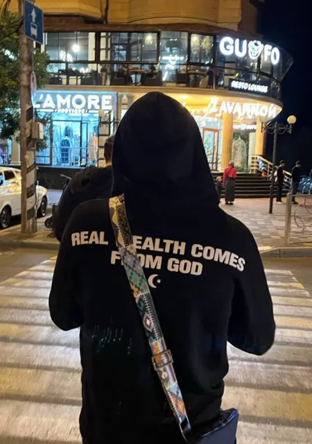 Я Alihan, 25, знакомлюсь для общения в Нальчике