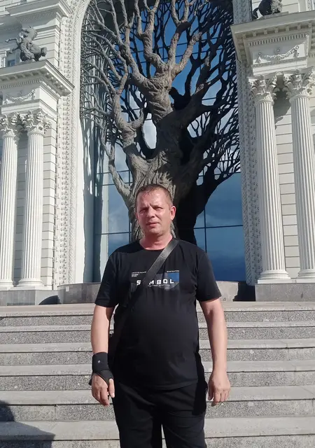 Я Денис, 46, знакомлюсь для вирта в Казани