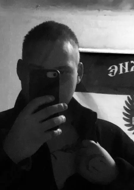 Я Егор, 20, знакомлюсь без обязательств в Кирове