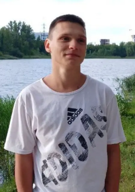 Я Владимир, 21, из Нижнего Новгорода, ищу знакомство для открытые отношения