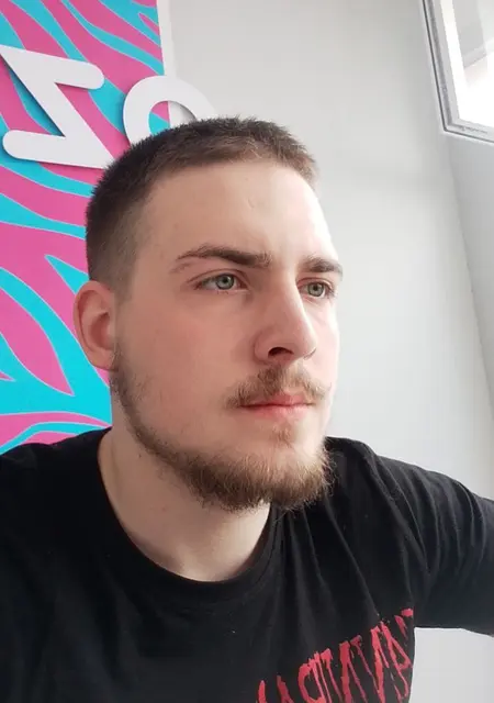 Я Даня, 20, знакомлюсь для приятного времяпровождения в Саратове