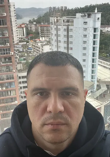 Misha из Москвы, мне 34, познакомлюсь для совместных путешествий