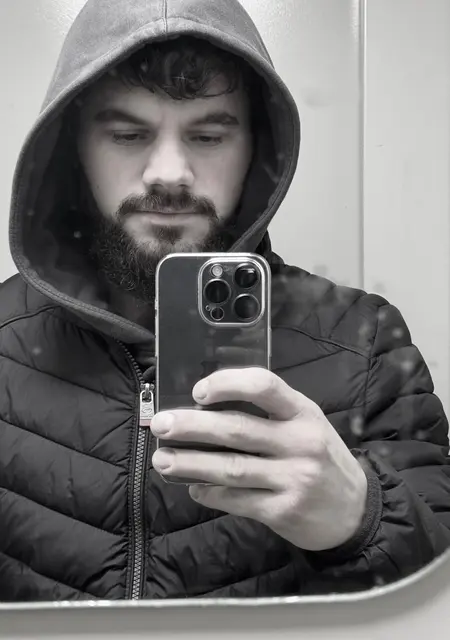 Александр из Твери, ищу на сайте знакомства без обязательств