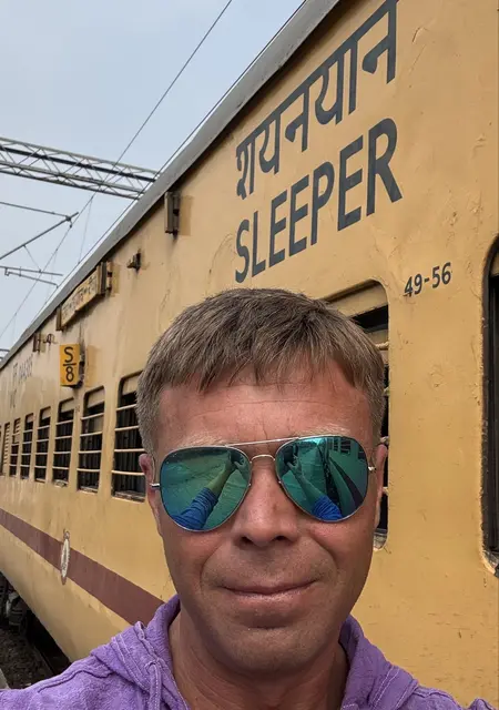 Александр из Санкт-Петербурга, ищу на сайте открытые отношения