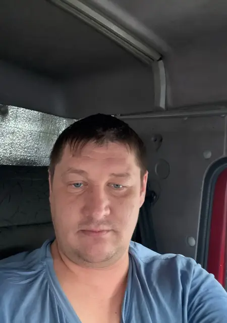 Юрий из Екатеринбурга, ищу на сайте знакомства без обязательств