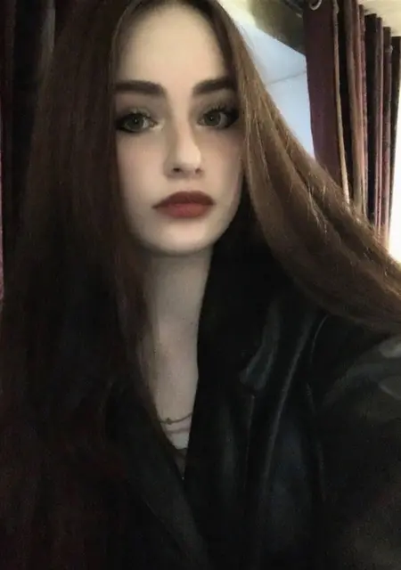 Полина из Челябинска, ищу на сайте знакомства без обязательств