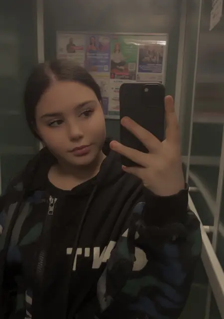 Я Лера, 20, знакомлюсь без обязательств в Екатеринбурге