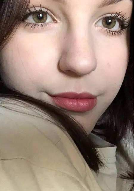 Я Kriss, 18, знакомлюсь для открытые отношения в Владикавказе