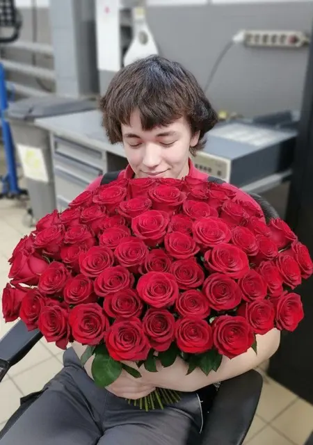 Я Стас, 18, из Челябинска, ищу знакомство для постоянных отношений