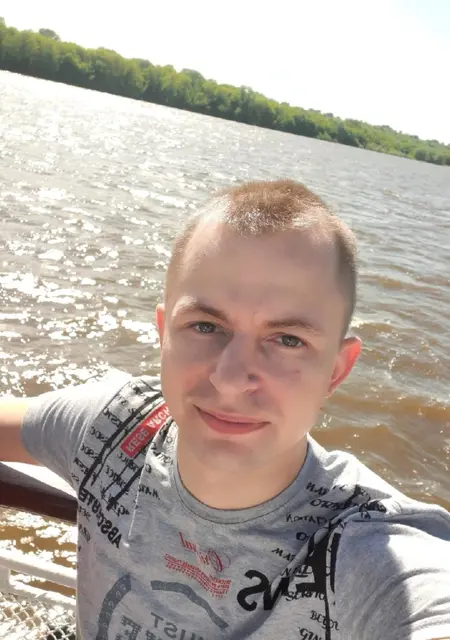 Я Евгений, 26, знакомлюсь на одну ночь в Владимире