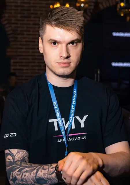 Я Альберт, 33, из Асбеста, ищу знакомства без обязательств