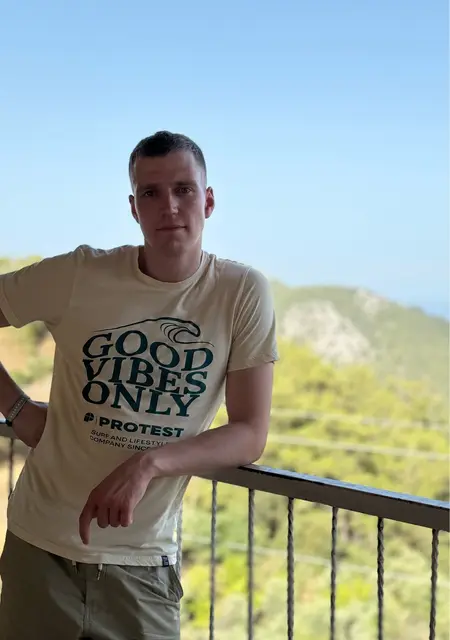 Я Дмитрий, 28, знакомлюсь для открытые отношения в Нижнем Тагиле