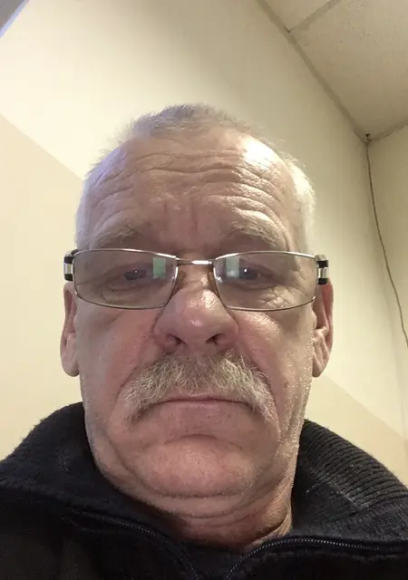 Я Алексей, 61, знакомлюсь для приятного времяпровождения в Мурманске